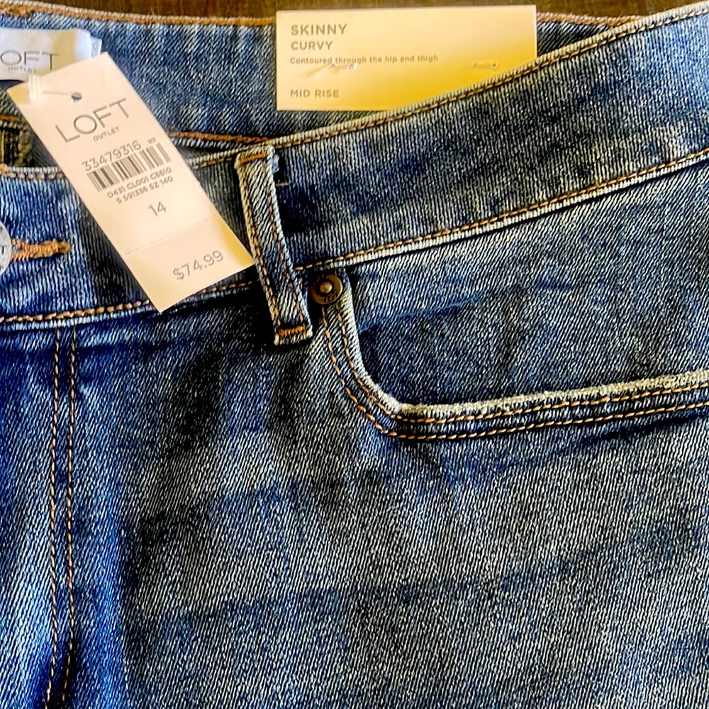 NWT LOFT MID RISE CURVY SKINNY LEG JEANS SZ 14 STRETCH FOR COMFORT-DARK RINSE.